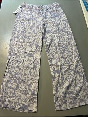 NWT Princess Polly Vendi Low Rise Wide Leg Pants Lilac Floral - Size 6
